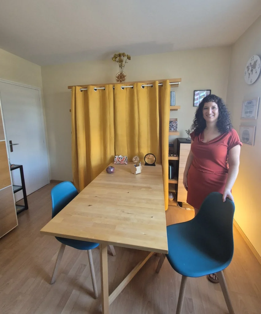 Cabinet de thérapie énergétique près de Rennes à St Jacques de la Lande, lieu d’accompagnement holistique basé sur l’écoute, la relation et la co-création.